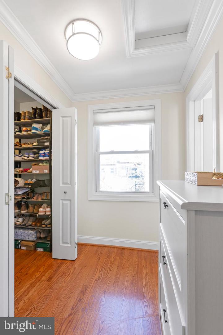 32 T ST NE, WASHINGTON, District Of Columbia 20002, 3 Bedrooms Bedrooms, ,2 BathroomsBathrooms,Residential,For sale,32 T ST NE,DCDC2196416 MLS # DCDC2196416