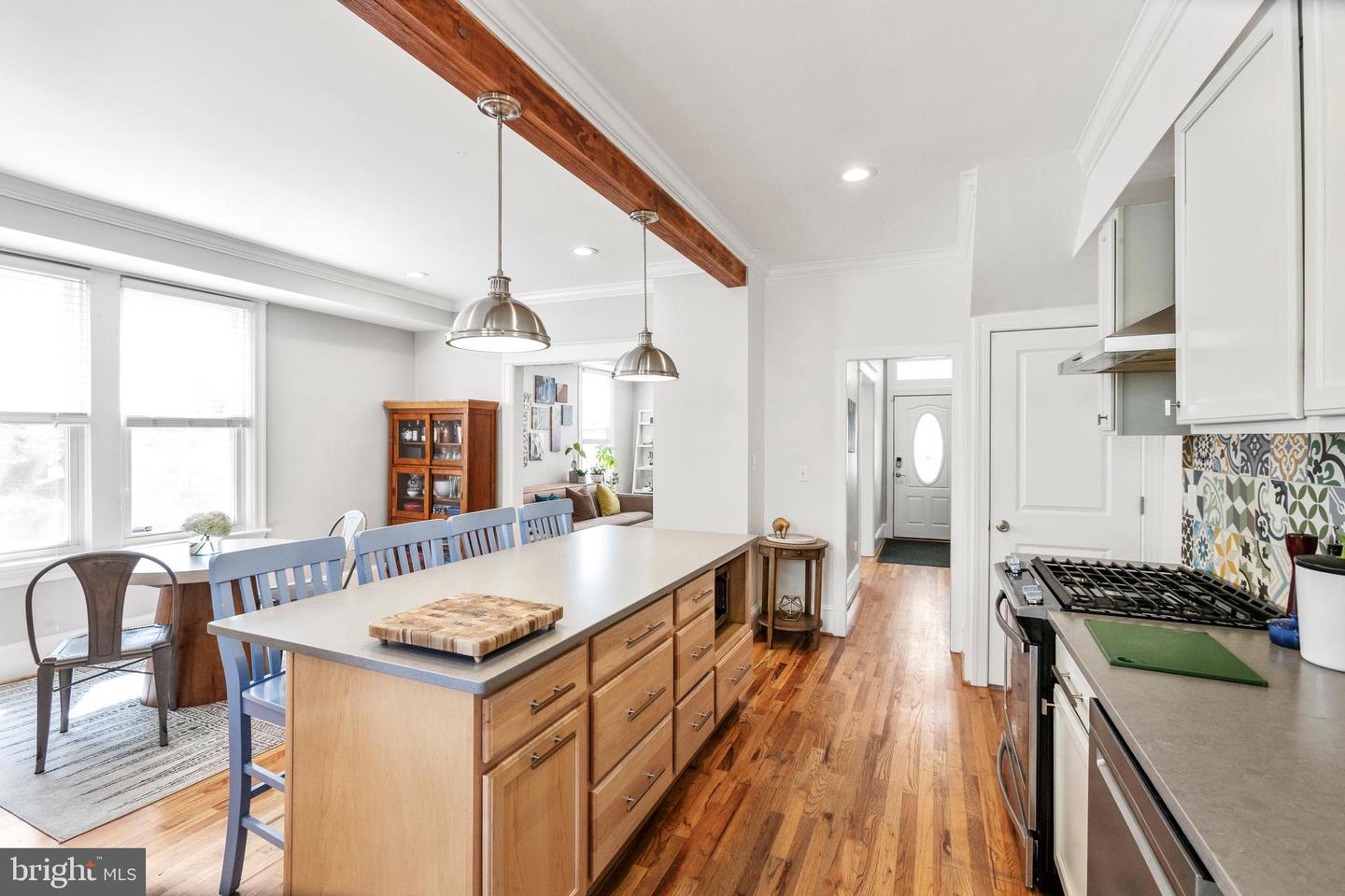 32 T ST NE, WASHINGTON, District Of Columbia 20002, 3 Bedrooms Bedrooms, ,2 BathroomsBathrooms,Residential,For sale,32 T ST NE,DCDC2196416 MLS # DCDC2196416