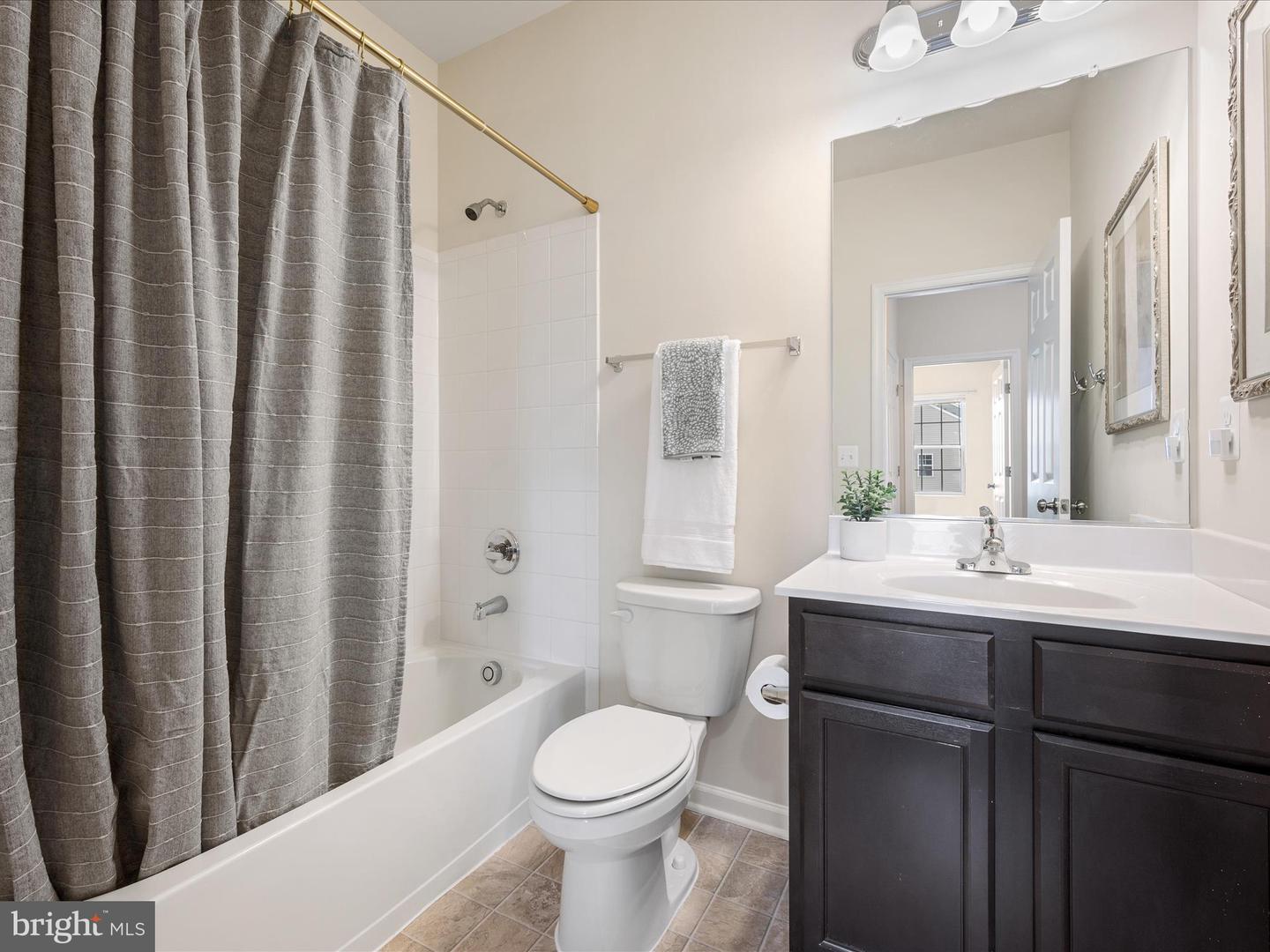 203 STARRY WAY DR, STEPHENSON, Virginia 22656, 3 Bedrooms Bedrooms, ,2 BathroomsBathrooms,Residential,For sale,203 STARRY WAY DR,VAFV2033568 MLS # VAFV2033568