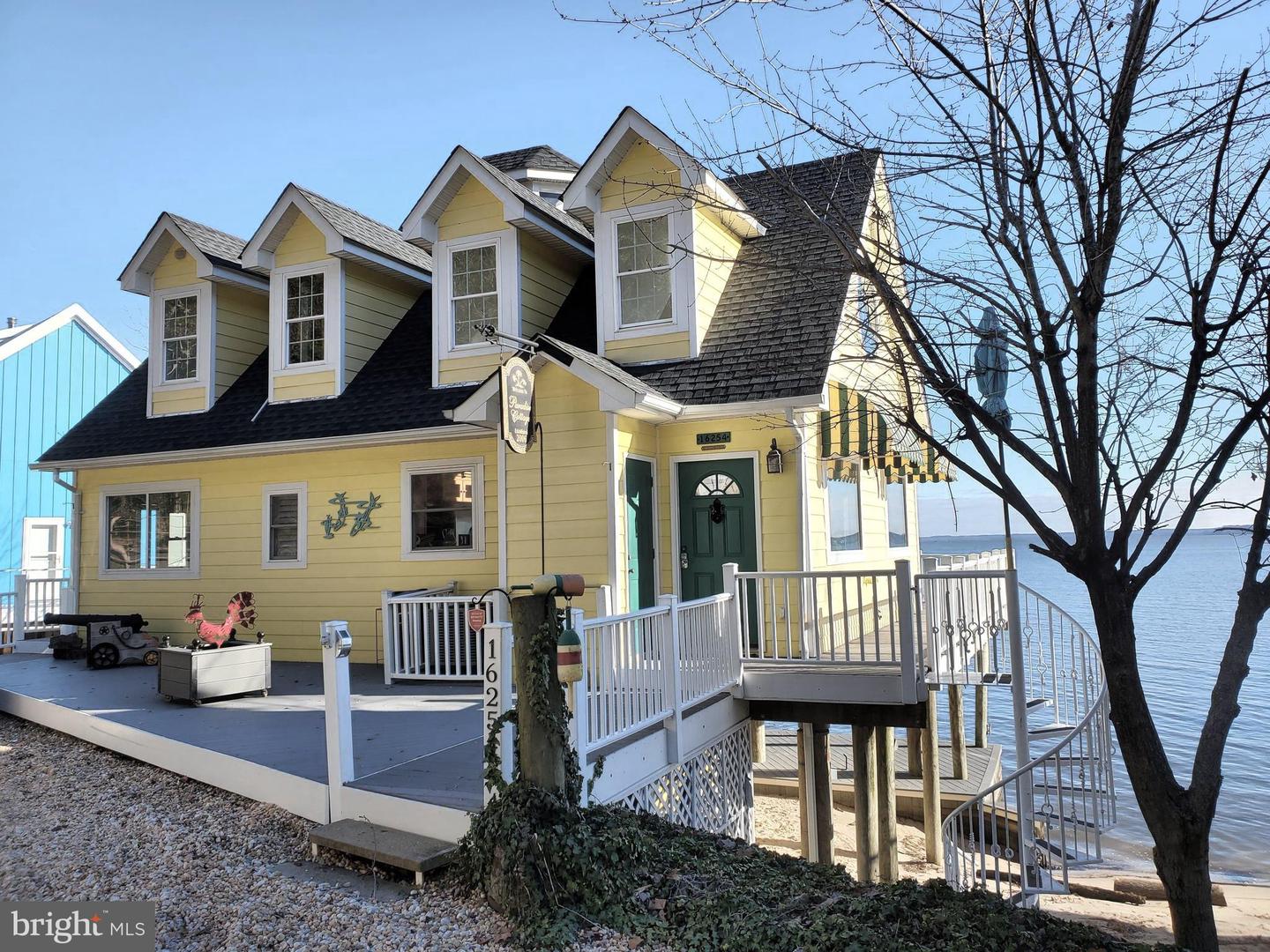16254 NEABSCO BEACH WAY, WOODBRIDGE, Virginia 22191, 2 Bedrooms Bedrooms, 2 Rooms Rooms,1 BathroomBathrooms,Residential,For sale,16254 NEABSCO BEACH WAY,VAPW2092680 MLS # VAPW2092680