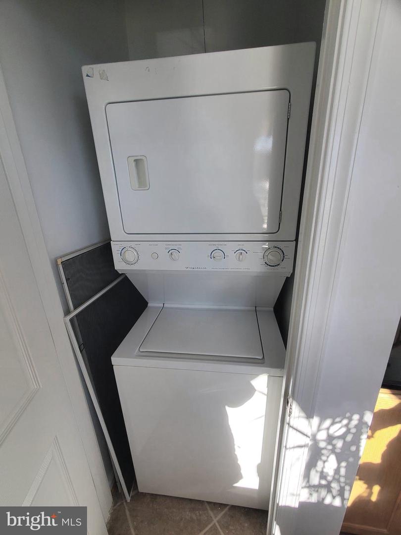16254 NEABSCO BEACH WAY, WOODBRIDGE, Virginia 22191, 2 Bedrooms Bedrooms, 2 Rooms Rooms,1 BathroomBathrooms,Residential,For sale,16254 NEABSCO BEACH WAY,VAPW2092680 MLS # VAPW2092680