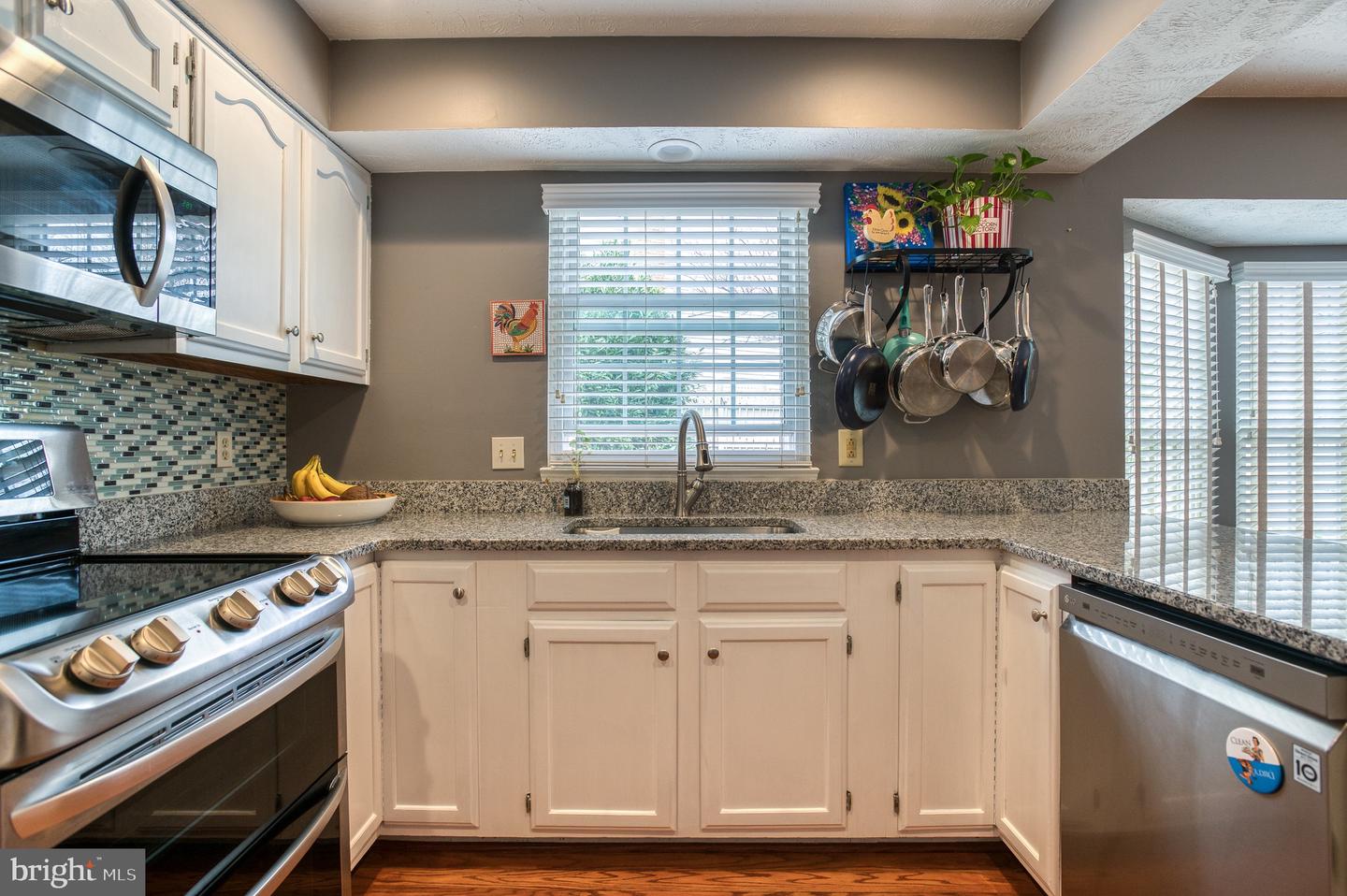 4850 WOODIE CT, WOODBRIDGE, Virginia 22193, 4 Bedrooms Bedrooms, ,2 BathroomsBathrooms,Residential,For sale,4850 WOODIE CT,VAPW2092746 MLS # VAPW2092746