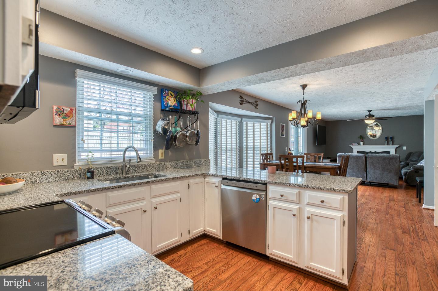 4850 WOODIE CT, WOODBRIDGE, Virginia 22193, 4 Bedrooms Bedrooms, ,2 BathroomsBathrooms,Residential,For sale,4850 WOODIE CT,VAPW2092746 MLS # VAPW2092746