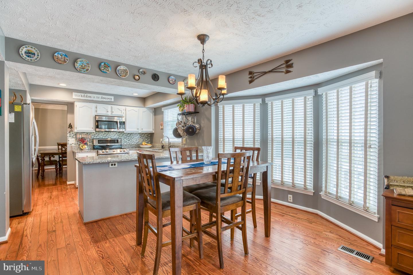 4850 WOODIE CT, WOODBRIDGE, Virginia 22193, 4 Bedrooms Bedrooms, ,2 BathroomsBathrooms,Residential,For sale,4850 WOODIE CT,VAPW2092746 MLS # VAPW2092746