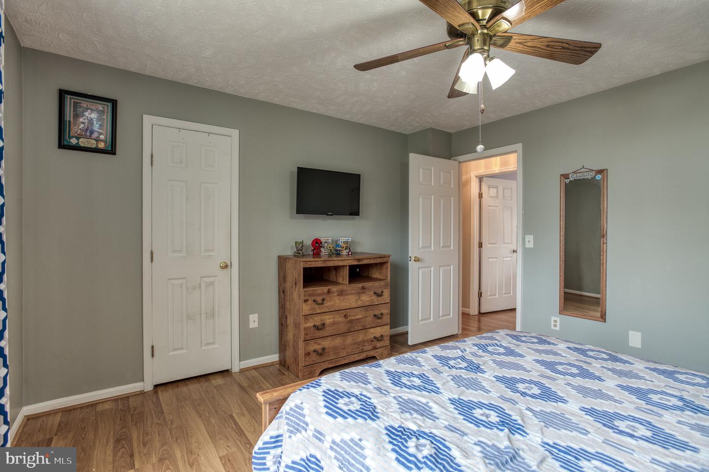 4850 WOODIE CT, WOODBRIDGE, Virginia 22193, 4 Bedrooms Bedrooms, ,2 BathroomsBathrooms,Residential,For sale,4850 WOODIE CT,VAPW2092746 MLS # VAPW2092746