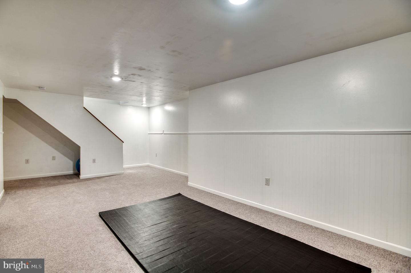 4850 WOODIE CT, WOODBRIDGE, Virginia 22193, 4 Bedrooms Bedrooms, ,2 BathroomsBathrooms,Residential,For sale,4850 WOODIE CT,VAPW2092746 MLS # VAPW2092746