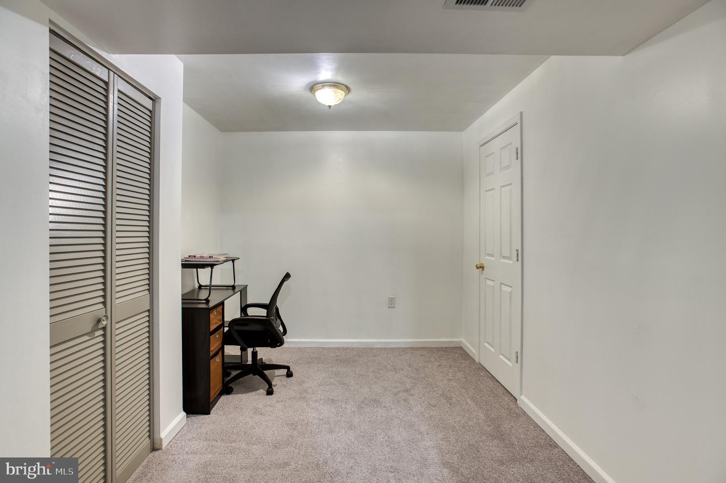 4850 WOODIE CT, WOODBRIDGE, Virginia 22193, 4 Bedrooms Bedrooms, ,2 BathroomsBathrooms,Residential,For sale,4850 WOODIE CT,VAPW2092746 MLS # VAPW2092746
