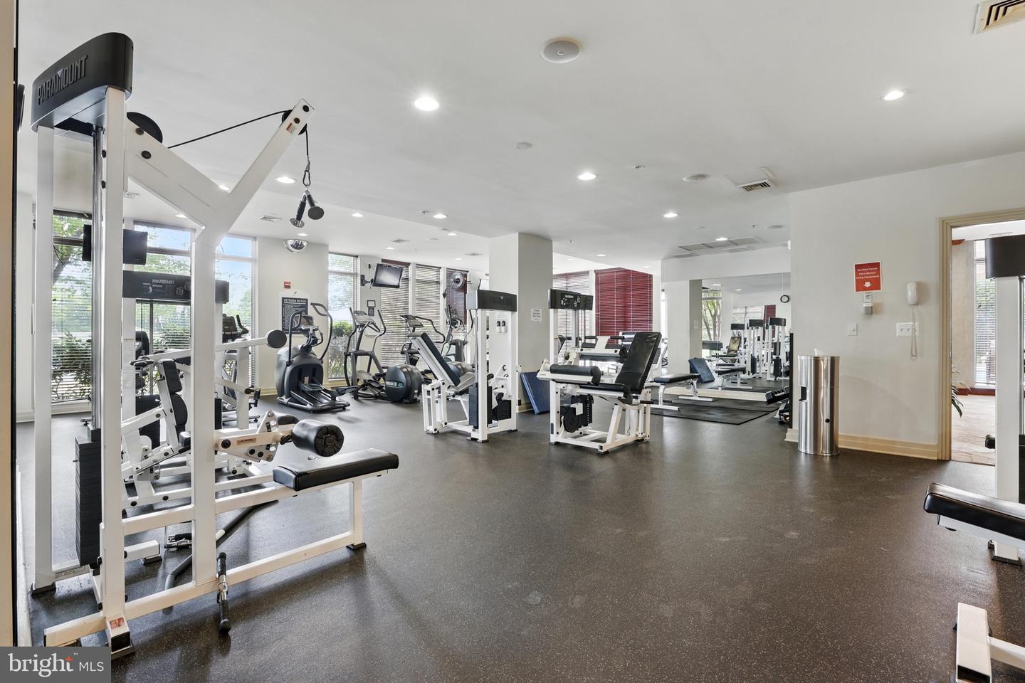 9486 VIRGINIA CENTER BLVD #5, VIENNA, Virginia 22181, 1 Bedroom Bedrooms, 2 Rooms Rooms,1 BathroomBathrooms,Residential,For sale,9486 VIRGINIA CENTER BLVD #5,VAFX2237010 MLS # VAFX2237010