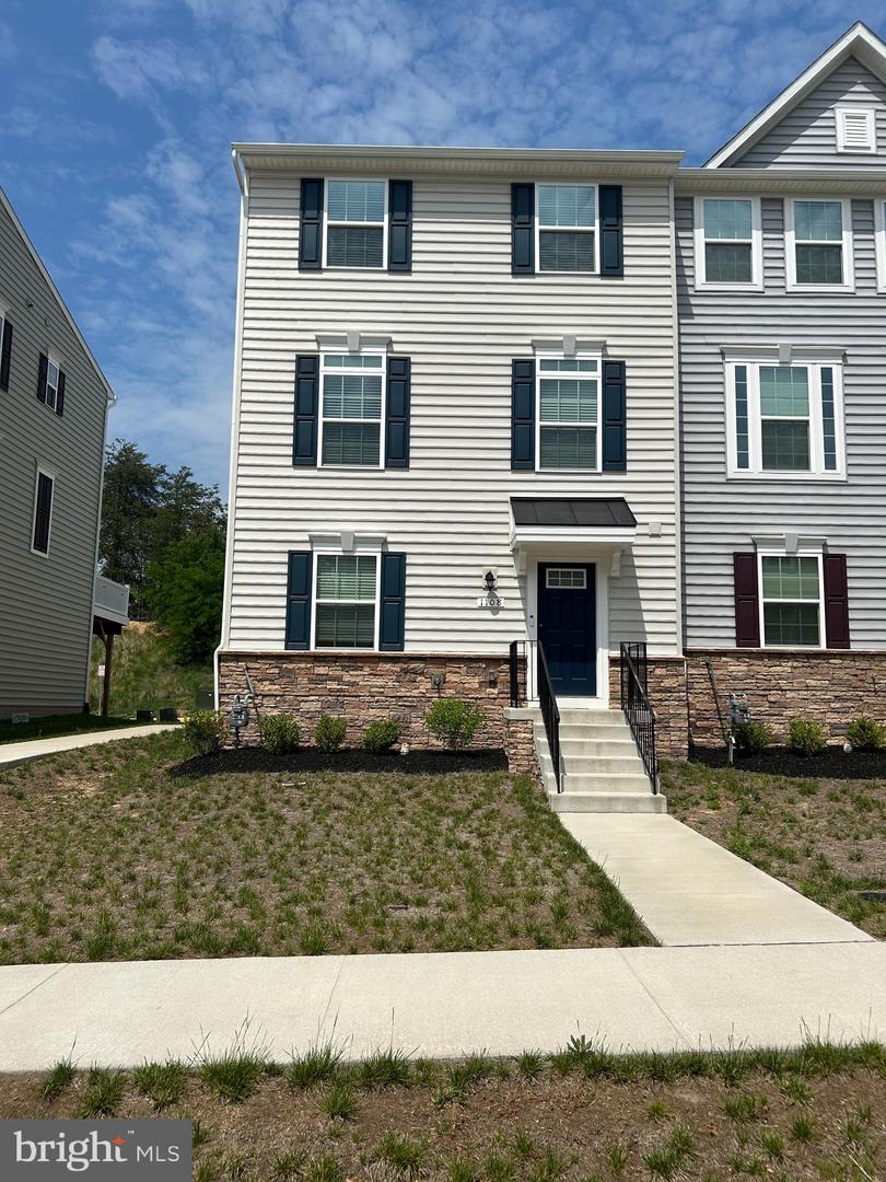 1108 DOVETAIL CIR, FREDERICKSBURG, Virginia 22401, 3 Bedrooms Bedrooms, ,2 BathroomsBathrooms,Residential,For sale,1108 DOVETAIL CIR,VAFB2008070 MLS # VAFB2008070