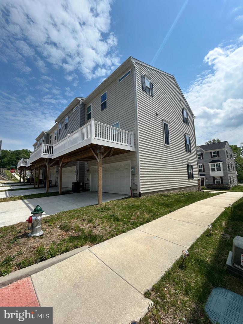 1108 DOVETAIL CIR, FREDERICKSBURG, Virginia 22401, 3 Bedrooms Bedrooms, ,2 BathroomsBathrooms,Residential,For sale,1108 DOVETAIL CIR,VAFB2008070 MLS # VAFB2008070