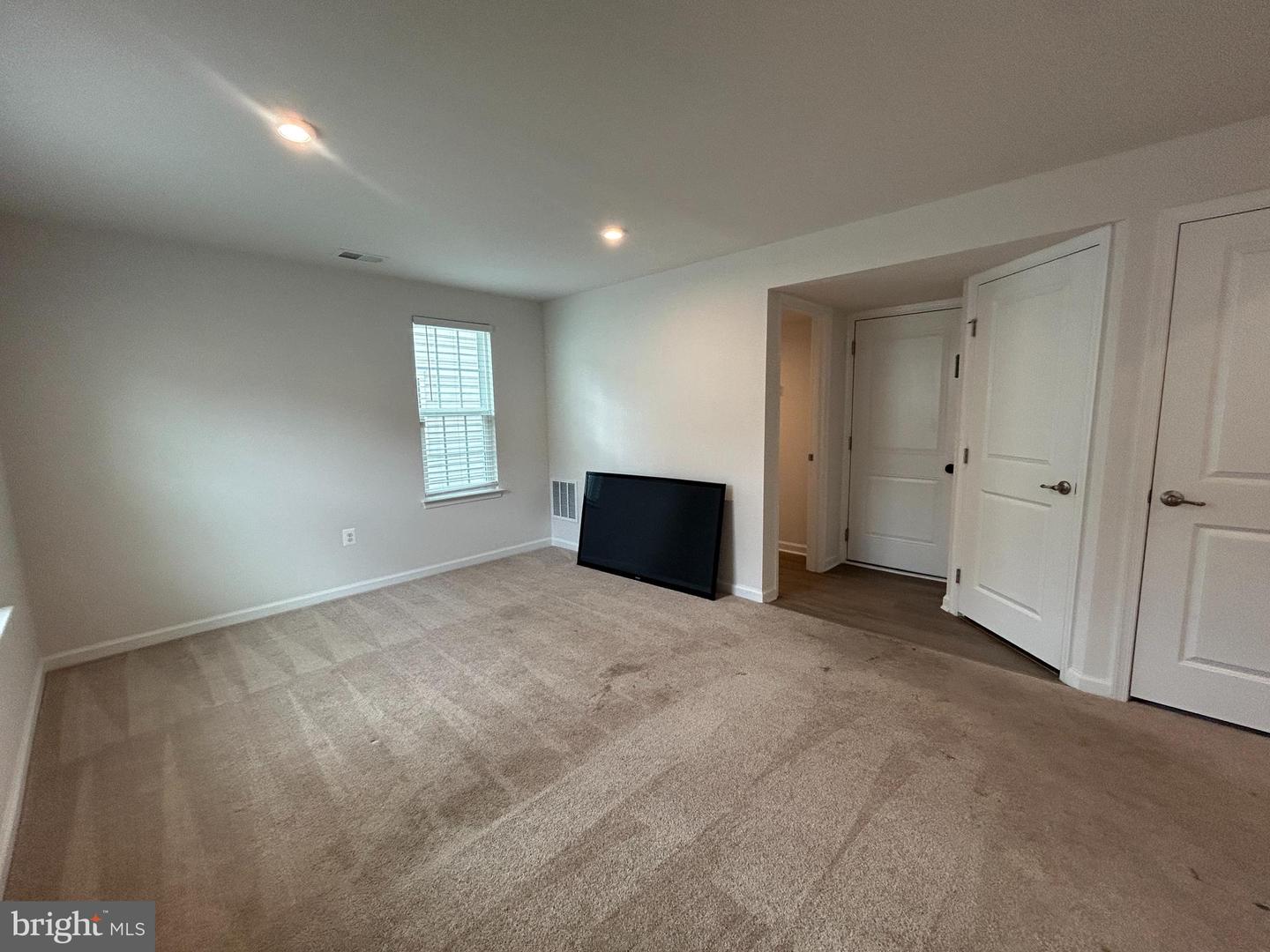 1108 DOVETAIL CIR, FREDERICKSBURG, Virginia 22401, 3 Bedrooms Bedrooms, ,2 BathroomsBathrooms,Residential,For sale,1108 DOVETAIL CIR,VAFB2008070 MLS # VAFB2008070