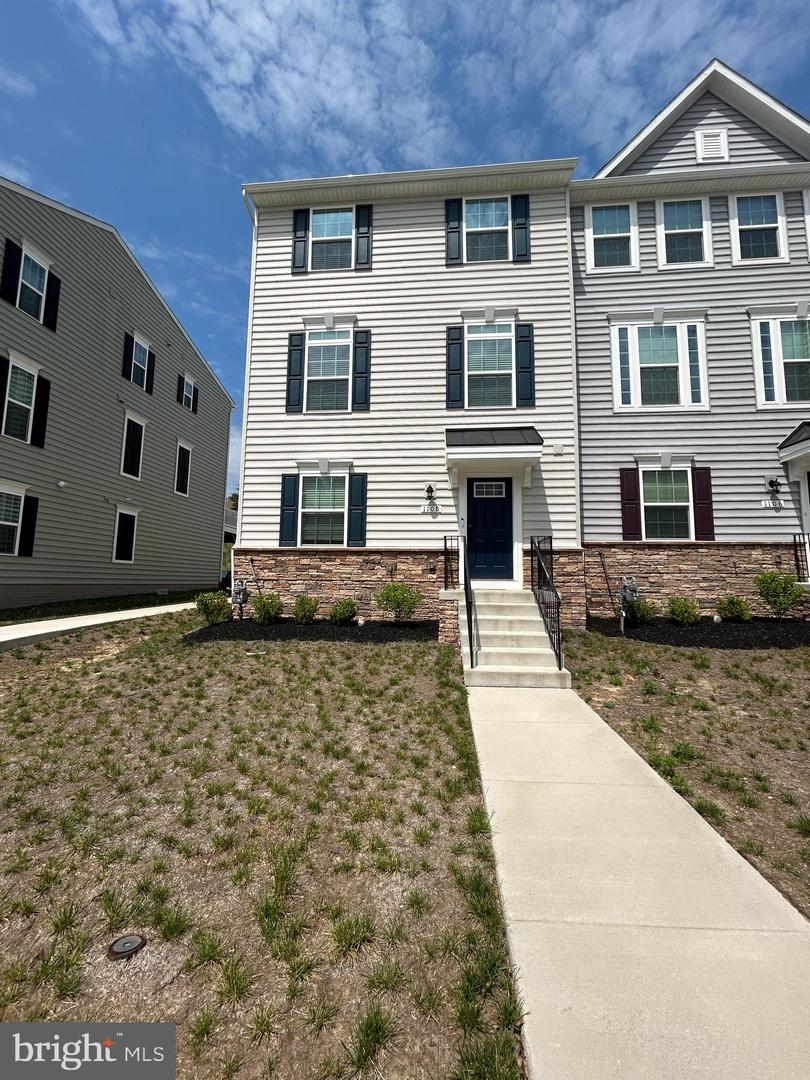 1108 DOVETAIL CIR, FREDERICKSBURG, Virginia 22401, 3 Bedrooms Bedrooms, ,2 BathroomsBathrooms,Residential,For sale,1108 DOVETAIL CIR,VAFB2008070 MLS # VAFB2008070