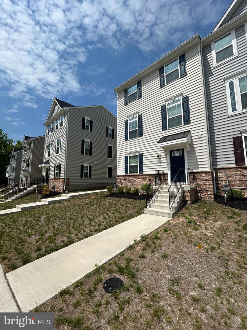 1108 DOVETAIL CIR, FREDERICKSBURG, Virginia 22401, 3 Bedrooms Bedrooms, ,2 BathroomsBathrooms,Residential,For sale,1108 DOVETAIL CIR,VAFB2008070 MLS # VAFB2008070