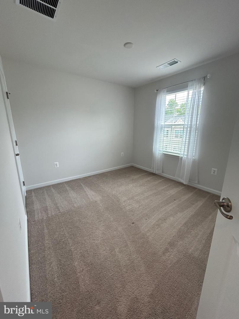 1108 DOVETAIL CIR, FREDERICKSBURG, Virginia 22401, 3 Bedrooms Bedrooms, ,2 BathroomsBathrooms,Residential,For sale,1108 DOVETAIL CIR,VAFB2008070 MLS # VAFB2008070
