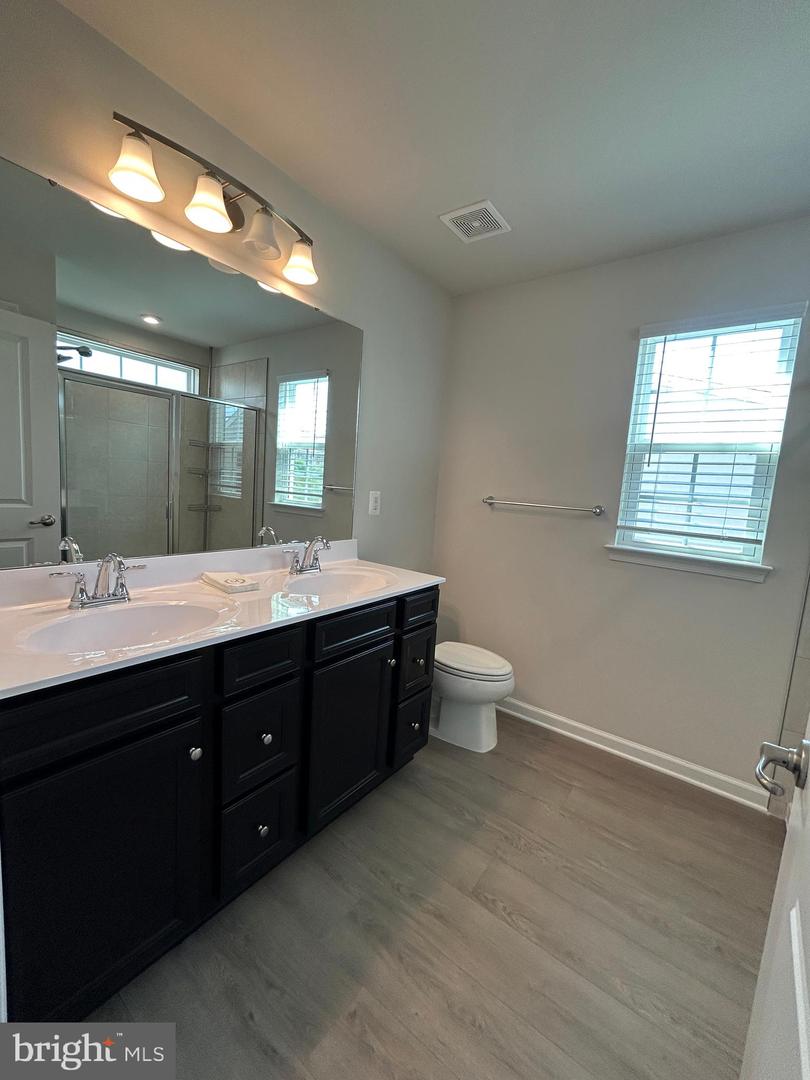 1108 DOVETAIL CIR, FREDERICKSBURG, Virginia 22401, 3 Bedrooms Bedrooms, ,2 BathroomsBathrooms,Residential,For sale,1108 DOVETAIL CIR,VAFB2008070 MLS # VAFB2008070