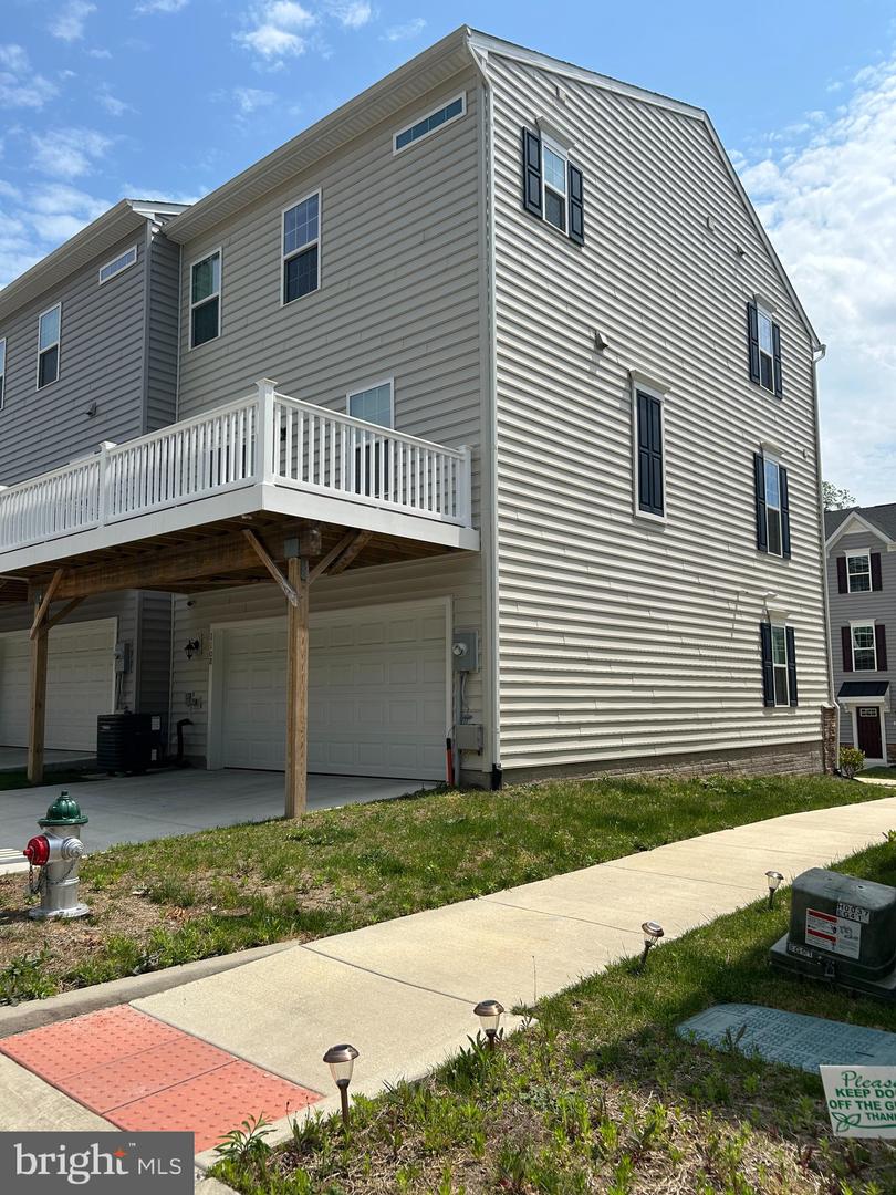 1108 DOVETAIL CIR, FREDERICKSBURG, Virginia 22401, 3 Bedrooms Bedrooms, ,2 BathroomsBathrooms,Residential,For sale,1108 DOVETAIL CIR,VAFB2008070 MLS # VAFB2008070