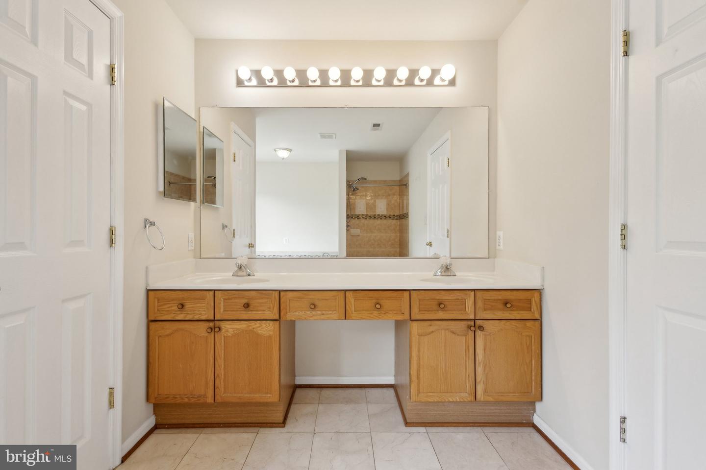 120 BRUSH EVERARD CT, STAFFORD, Virginia 22554, 5 Bedrooms Bedrooms, ,3 BathroomsBathrooms,Residential,For sale,120 BRUSH EVERARD CT,VAST2038316 MLS # VAST2038316