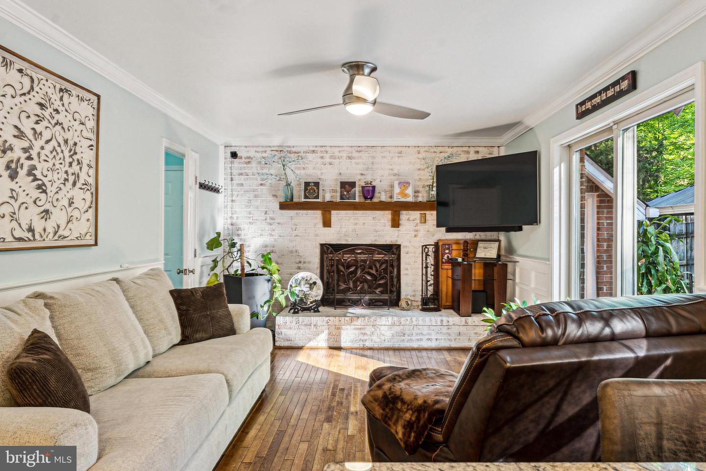 18600 CABIN RD, TRIANGLE, Virginia 22172, 4 Bedrooms Bedrooms, 8 Rooms Rooms,2 BathroomsBathrooms,Residential,For sale,18600 CABIN RD,VAPW2093508 MLS # VAPW2093508