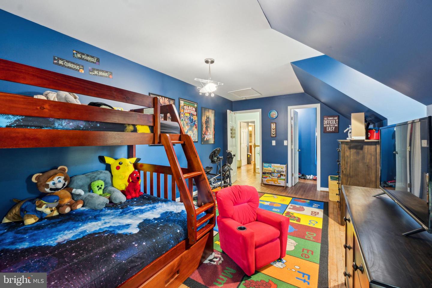 18600 CABIN RD, TRIANGLE, Virginia 22172, 4 Bedrooms Bedrooms, 8 Rooms Rooms,2 BathroomsBathrooms,Residential,For sale,18600 CABIN RD,VAPW2093508 MLS # VAPW2093508