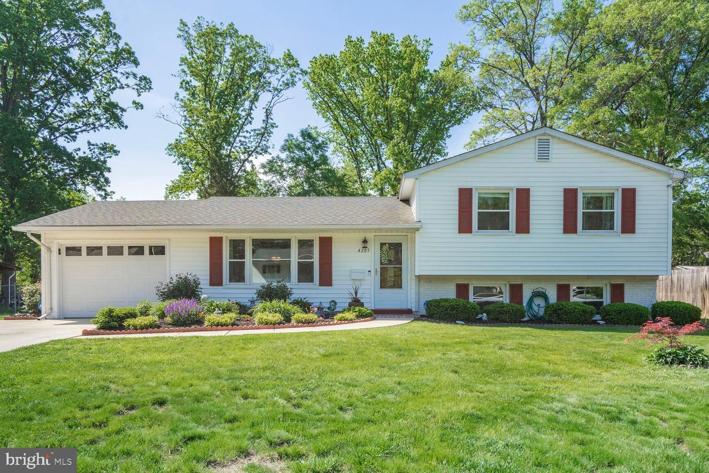 4205 FIELDING ST, ALEXANDRIA, Virginia 22309, 3 Bedrooms Bedrooms, ,2 BathroomsBathrooms,Residential,For sale,4205 FIELDING ST,VAFX2238694 MLS # VAFX2238694