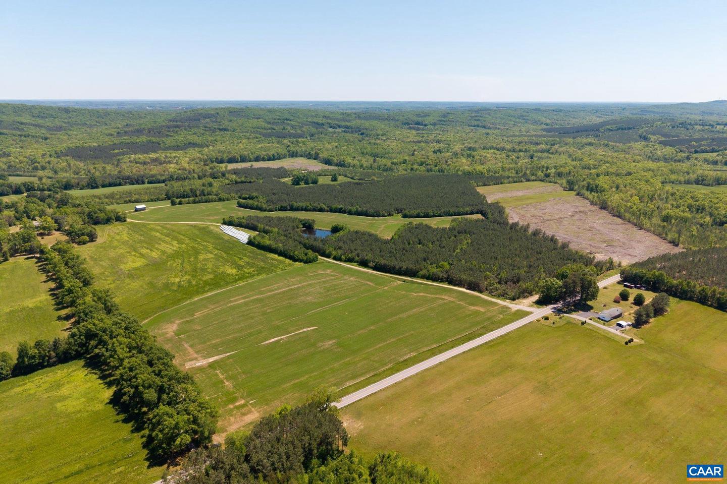 400 DOE LN, CHATHAM, Virginia 24531, 5 Bedrooms Bedrooms, ,2 BathroomsBathrooms,Farm,For sale,400 DOE LN,664087 MLS # 664087