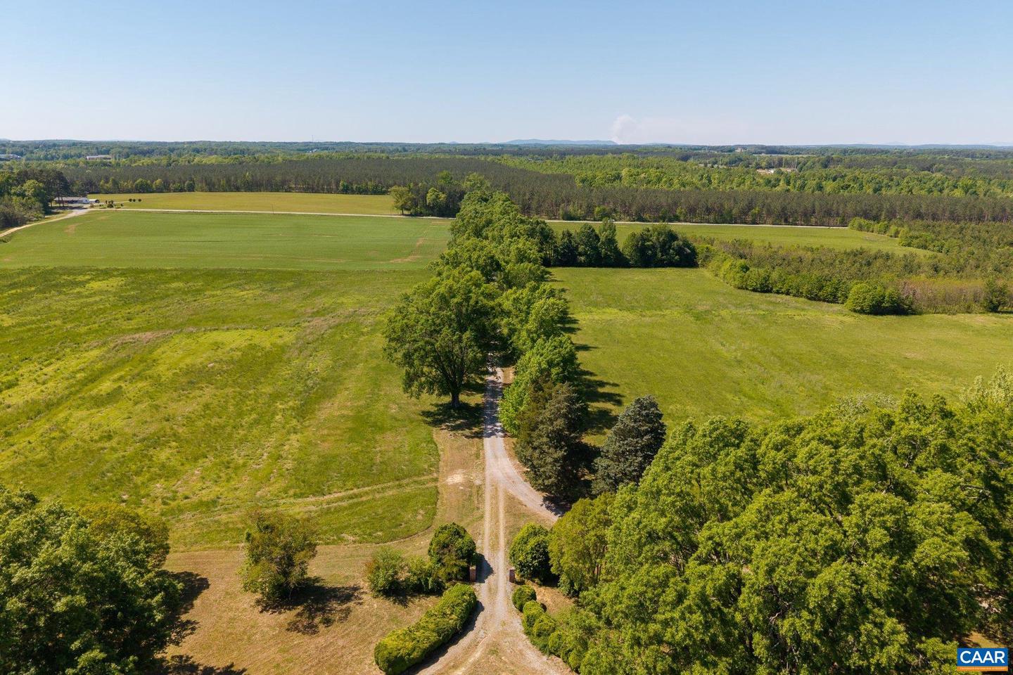 400 DOE LN, CHATHAM, Virginia 24531, 5 Bedrooms Bedrooms, ,2 BathroomsBathrooms,Farm,For sale,400 DOE LN,664087 MLS # 664087
