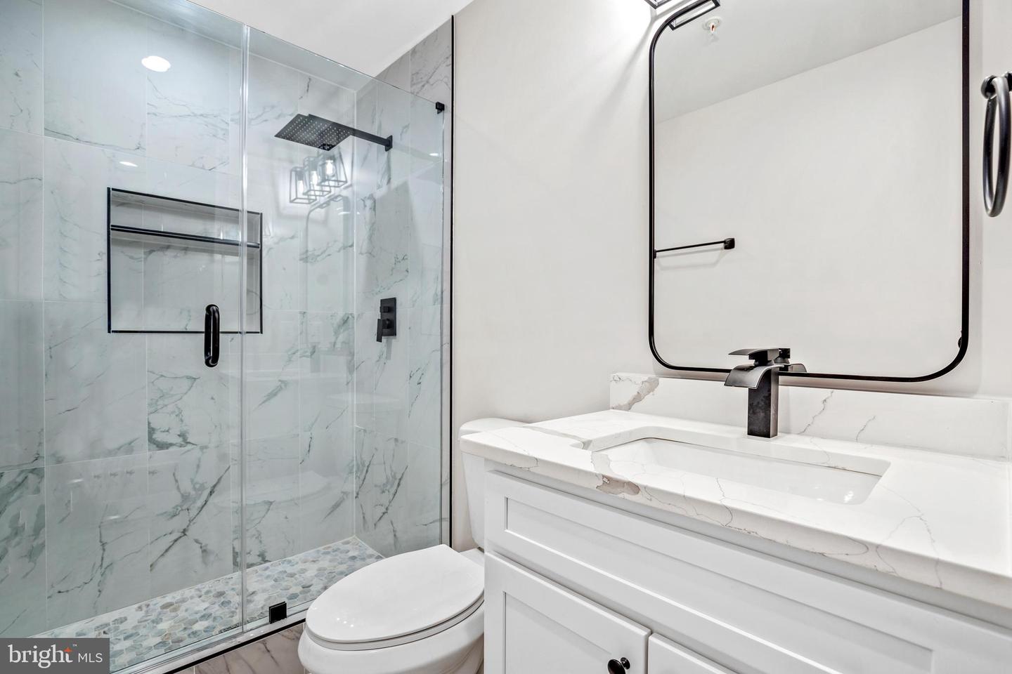 1657 MONTELLO AVE NE #1, WASHINGTON, District Of Columbia 20002, 3 Bedrooms Bedrooms, 6 Rooms Rooms,3 BathroomsBathrooms,Residential,For sale,1657 MONTELLO AVE NE #1,DCDC2172856 MLS # DCDC2172856
