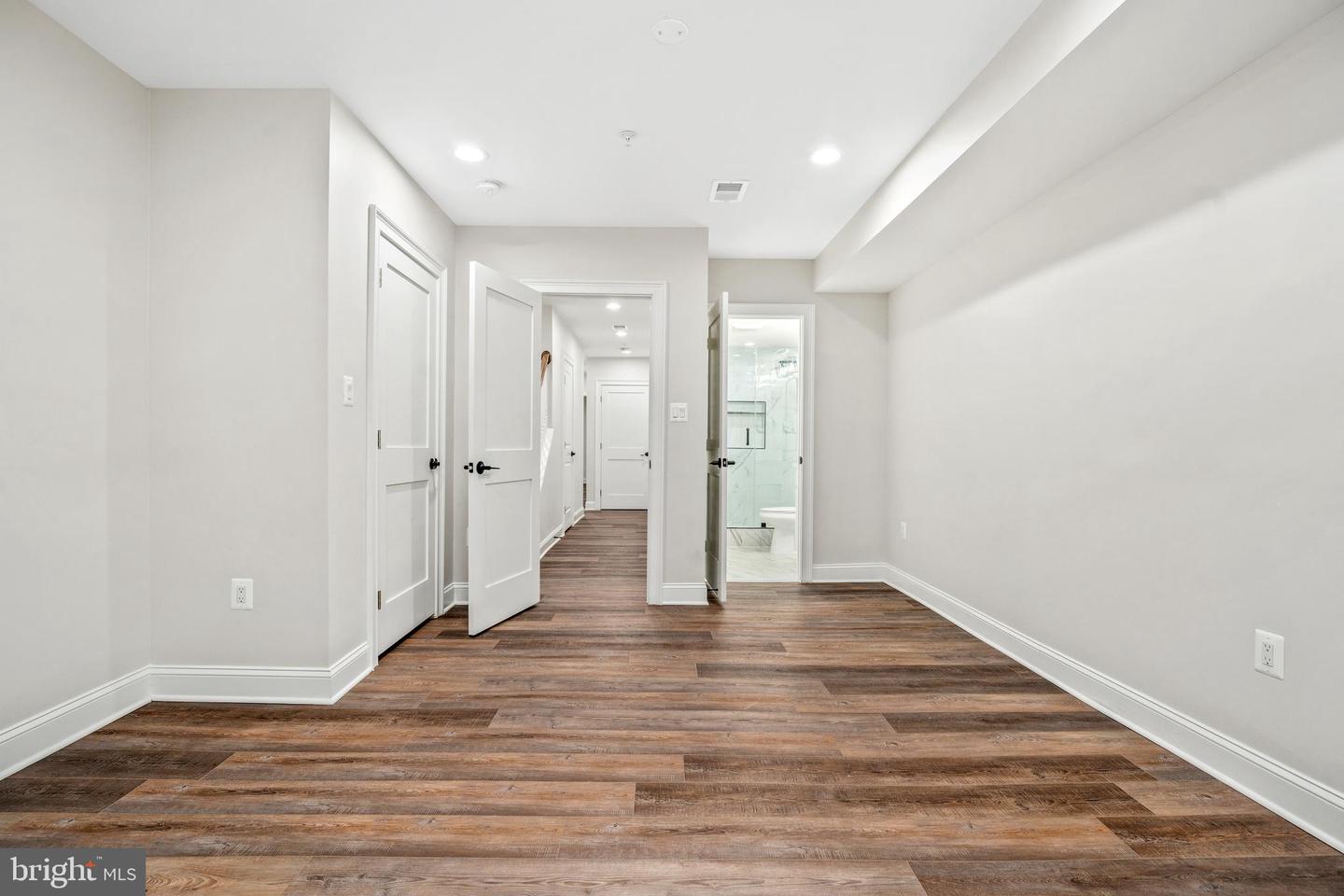 1657 MONTELLO AVE NE #1, WASHINGTON, District Of Columbia 20002, 3 Bedrooms Bedrooms, 6 Rooms Rooms,3 BathroomsBathrooms,Residential,For sale,1657 MONTELLO AVE NE #1,DCDC2172856 MLS # DCDC2172856