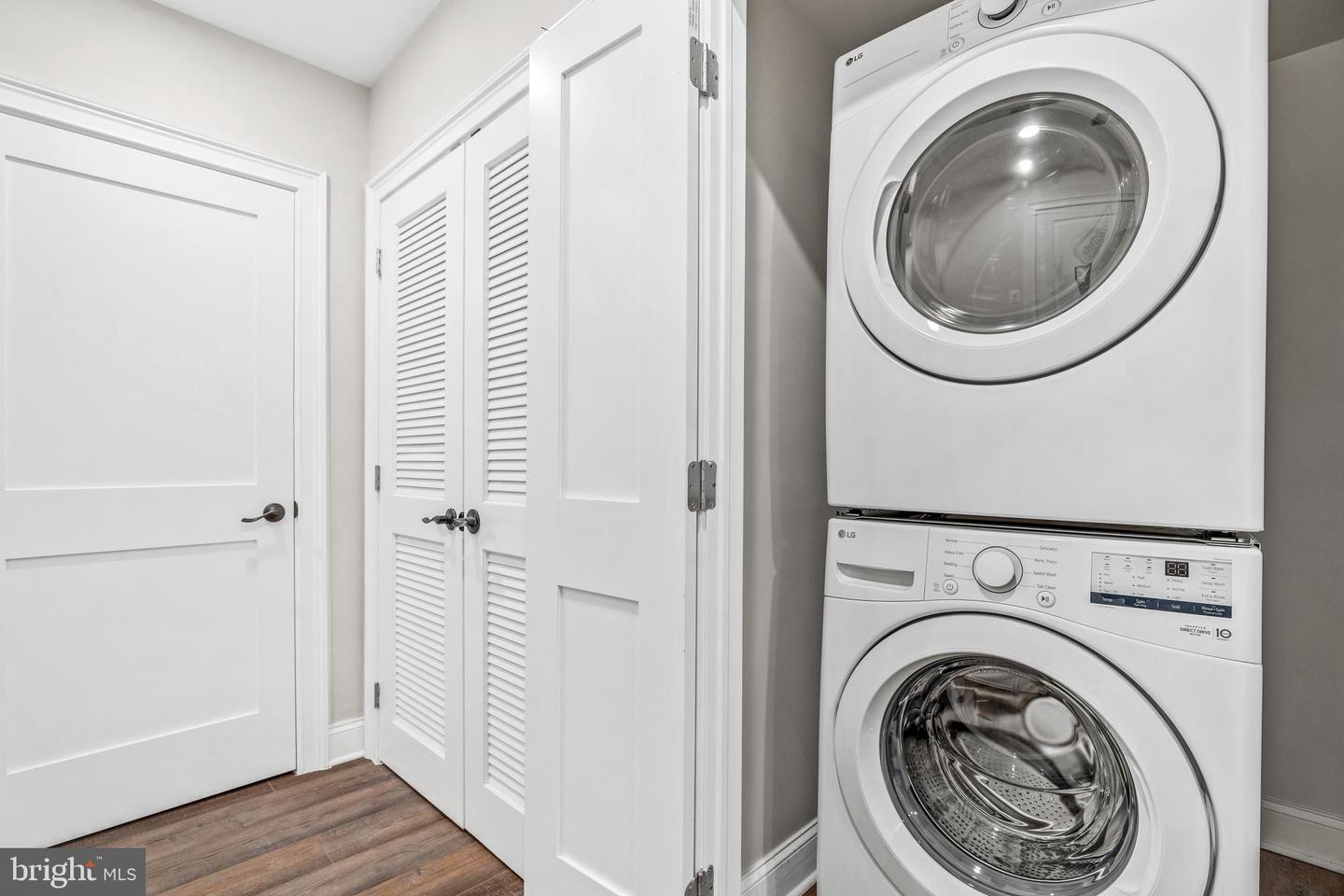 1657 MONTELLO AVE NE #1, WASHINGTON, District Of Columbia 20002, 3 Bedrooms Bedrooms, 6 Rooms Rooms,3 BathroomsBathrooms,Residential,For sale,1657 MONTELLO AVE NE #1,DCDC2172856 MLS # DCDC2172856
