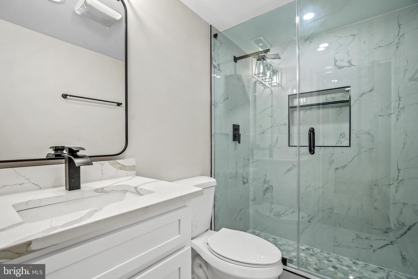 1657 MONTELLO AVE NE #1, WASHINGTON, District Of Columbia 20002, 3 Bedrooms Bedrooms, 6 Rooms Rooms,3 BathroomsBathrooms,Residential,For sale,1657 MONTELLO AVE NE #1,DCDC2172856 MLS # DCDC2172856