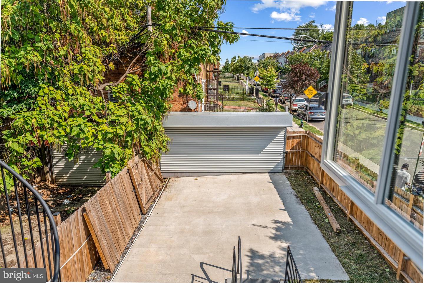 1657 MONTELLO AVE NE #1, WASHINGTON, District Of Columbia 20002, 3 Bedrooms Bedrooms, 6 Rooms Rooms,3 BathroomsBathrooms,Residential,For sale,1657 MONTELLO AVE NE #1,DCDC2172856 MLS # DCDC2172856