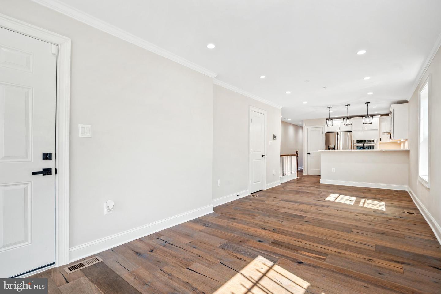 1657 MONTELLO AVE NE #1, WASHINGTON, District Of Columbia 20002, 3 Bedrooms Bedrooms, 6 Rooms Rooms,3 BathroomsBathrooms,Residential,For sale,1657 MONTELLO AVE NE #1,DCDC2172856 MLS # DCDC2172856