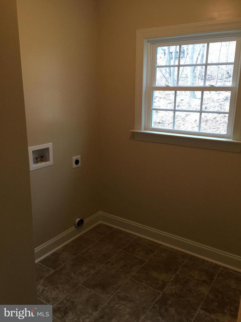 219 SHENANDAOH TRL, WINCHESTER, Virginia 22602, 3 Bedrooms Bedrooms, ,2 BathroomsBathrooms,Residential,For sale,219 SHENANDAOH TRL,VAFV2023792 MLS # VAFV2023792