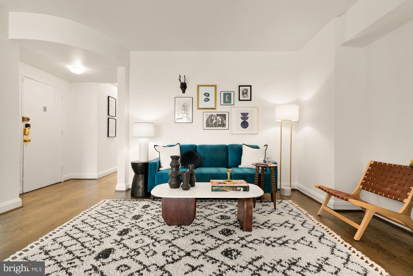1727 MASSACHUSETTS AVE NW #307, WASHINGTON, District Of Columbia 20036, 1 Bedroom Bedrooms, ,1 BathroomBathrooms,Residential,For sale,1727 MASSACHUSETTS AVE NW #307,DCDC2175910 MLS # DCDC2175910