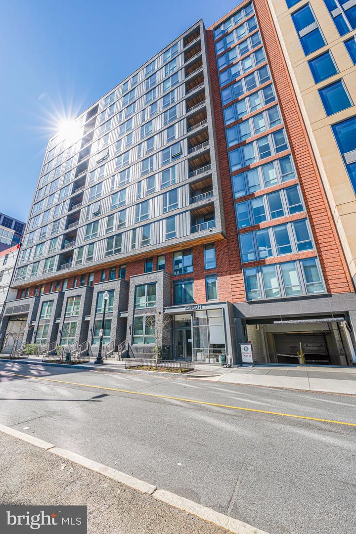 1211 VAN ST SE #309, WASHINGTON, District Of Columbia 20003, 1 Bedroom Bedrooms, ,1 BathroomBathrooms,Residential,For sale,1211 VAN ST SE #309,DCDC2189708 MLS # DCDC2189708