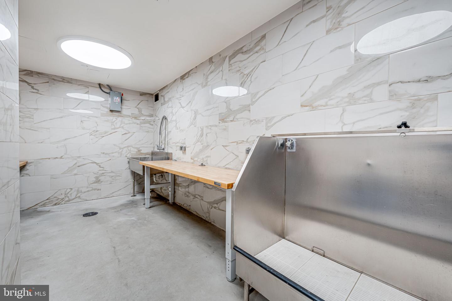 1211 VAN ST SE #309, WASHINGTON, District Of Columbia 20003, 1 Bedroom Bedrooms, ,1 BathroomBathrooms,Residential,For sale,1211 VAN ST SE #309,DCDC2189708 MLS # DCDC2189708