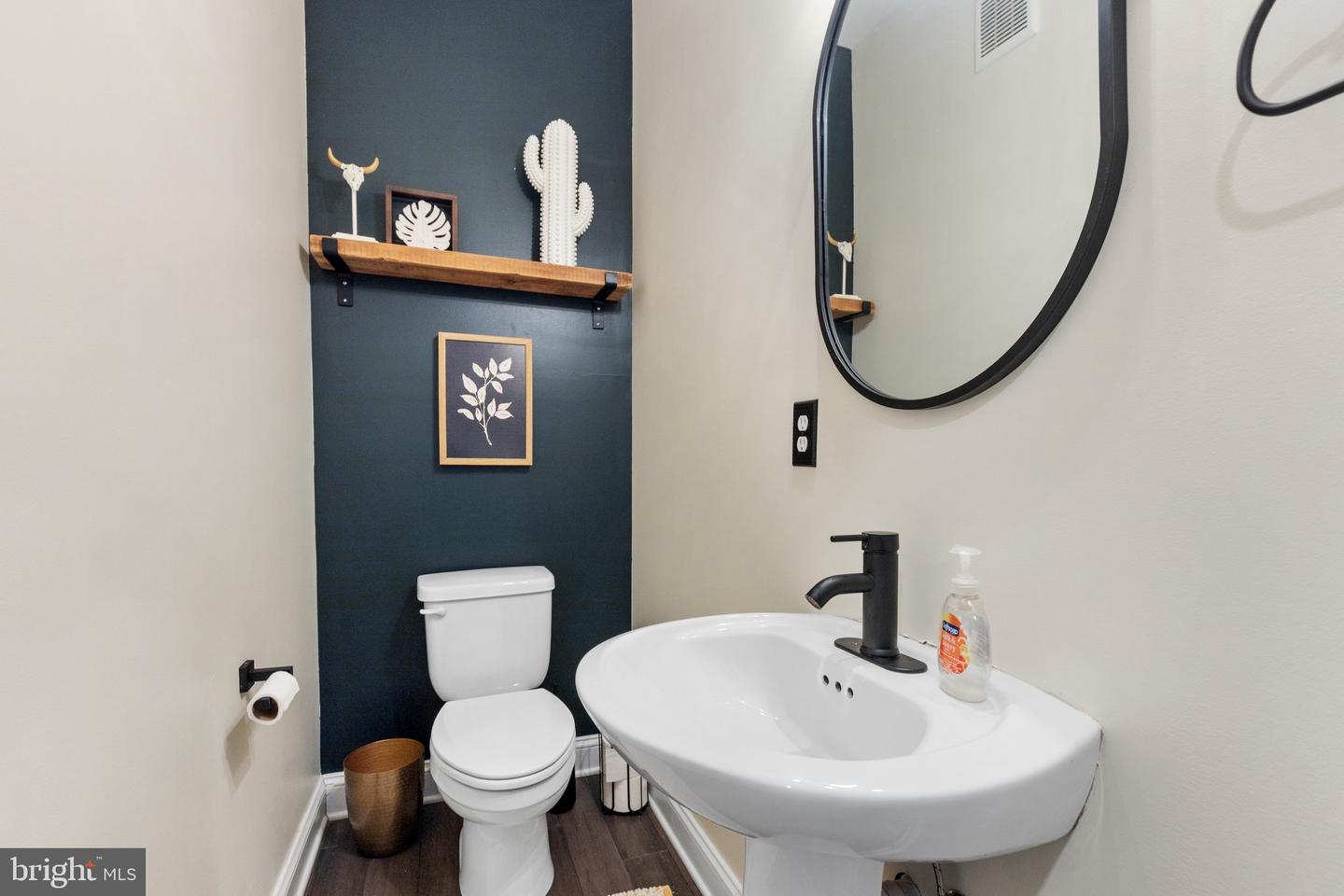 909 HARMONY RD, GLEN ALLEN, Virginia 23059, 3 Bedrooms Bedrooms, 6 Rooms Rooms,2 BathroomsBathrooms,Residential,For sale,909 HARMONY RD,VAHN2000846 MLS # VAHN2000846