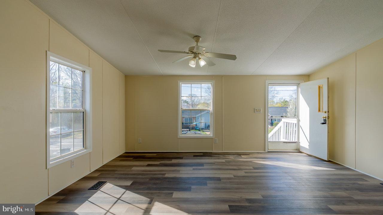 909 CAROL AVE, SHENANDOAH, Virginia 22849, 3 Bedrooms Bedrooms, ,2 BathroomsBathrooms,Residential,For sale,909 CAROL AVE,VAPA2004642 MLS # VAPA2004642