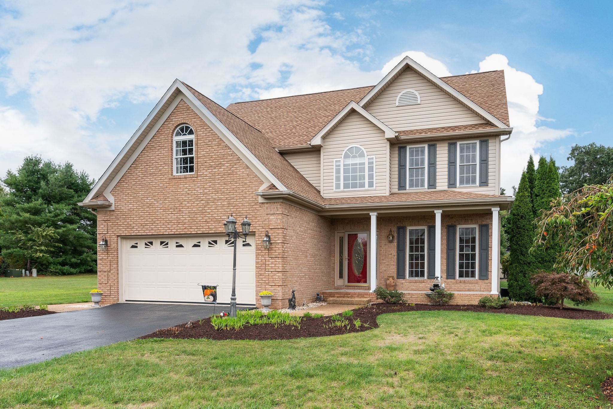 116 BUCKINGHAM PL, WAYNESBORO, Virginia 22980, 4 Bedrooms Bedrooms, ,2 BathroomsBathrooms,Residential,116 BUCKINGHAM PL,664083 MLS # 664083