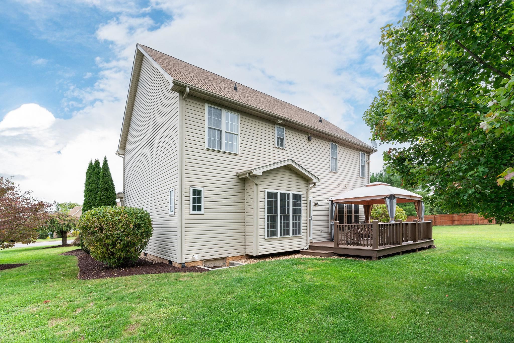116 BUCKINGHAM PL, WAYNESBORO, Virginia 22980, 4 Bedrooms Bedrooms, ,2 BathroomsBathrooms,Residential,116 BUCKINGHAM PL,664083 MLS # 664083
