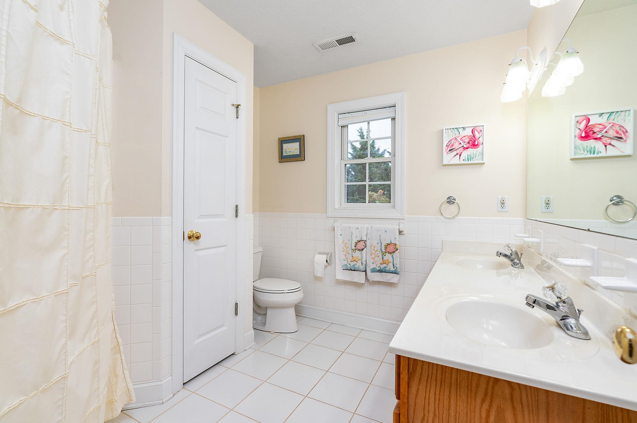 116 BUCKINGHAM PL, WAYNESBORO, Virginia 22980, 4 Bedrooms Bedrooms, ,2 BathroomsBathrooms,Residential,116 BUCKINGHAM PL,664083 MLS # 664083