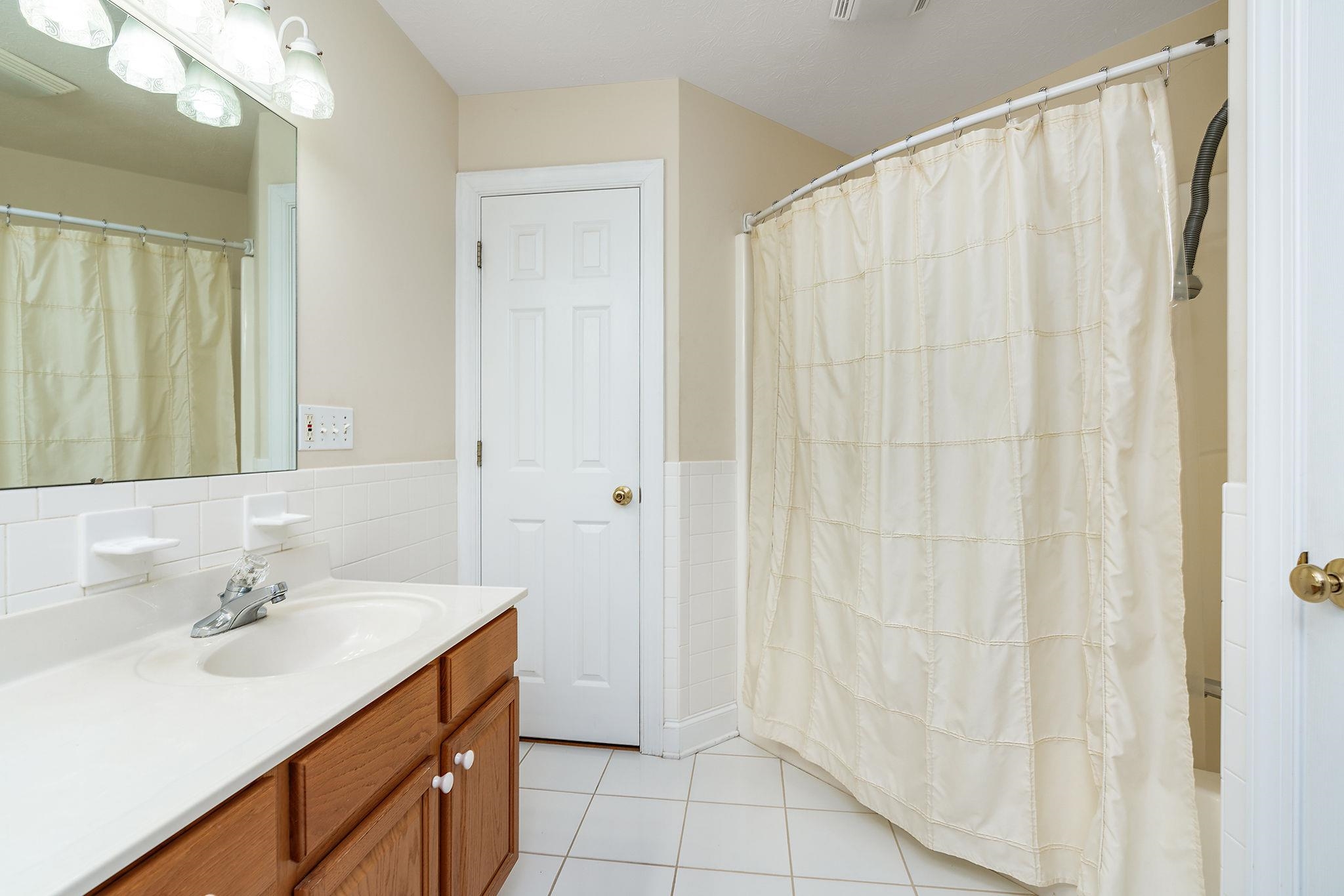 116 BUCKINGHAM PL, WAYNESBORO, Virginia 22980, 4 Bedrooms Bedrooms, ,2 BathroomsBathrooms,Residential,116 BUCKINGHAM PL,664083 MLS # 664083