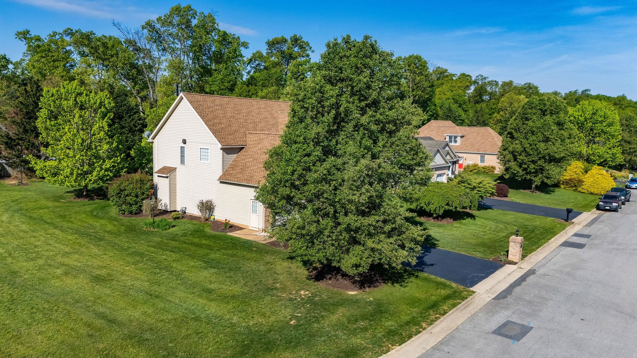 116 BUCKINGHAM PL, WAYNESBORO, Virginia 22980, 4 Bedrooms Bedrooms, ,2 BathroomsBathrooms,Residential,116 BUCKINGHAM PL,664083 MLS # 664083