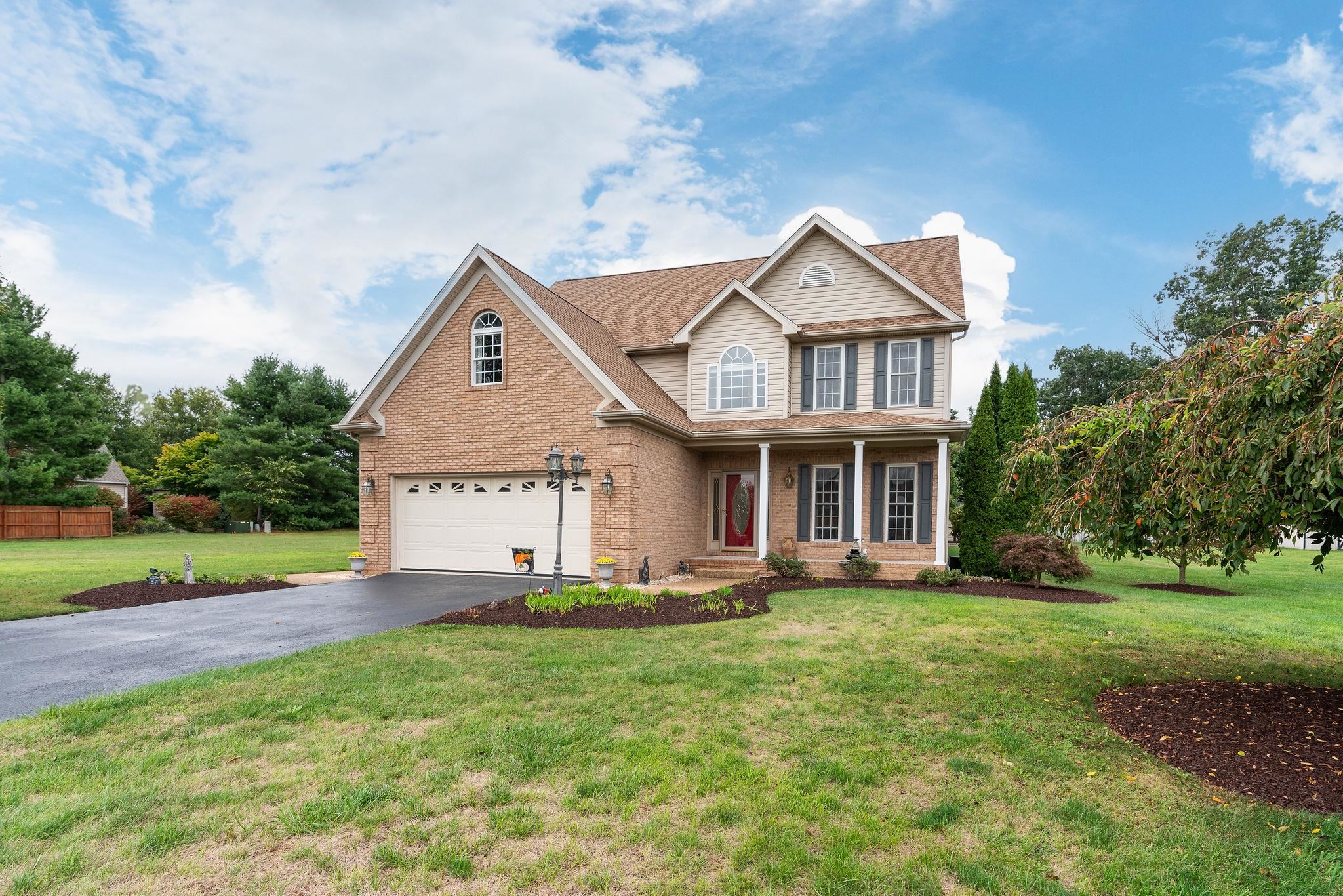 116 BUCKINGHAM PL, WAYNESBORO, Virginia 22980, 4 Bedrooms Bedrooms, ,2 BathroomsBathrooms,Residential,116 BUCKINGHAM PL,664083 MLS # 664083