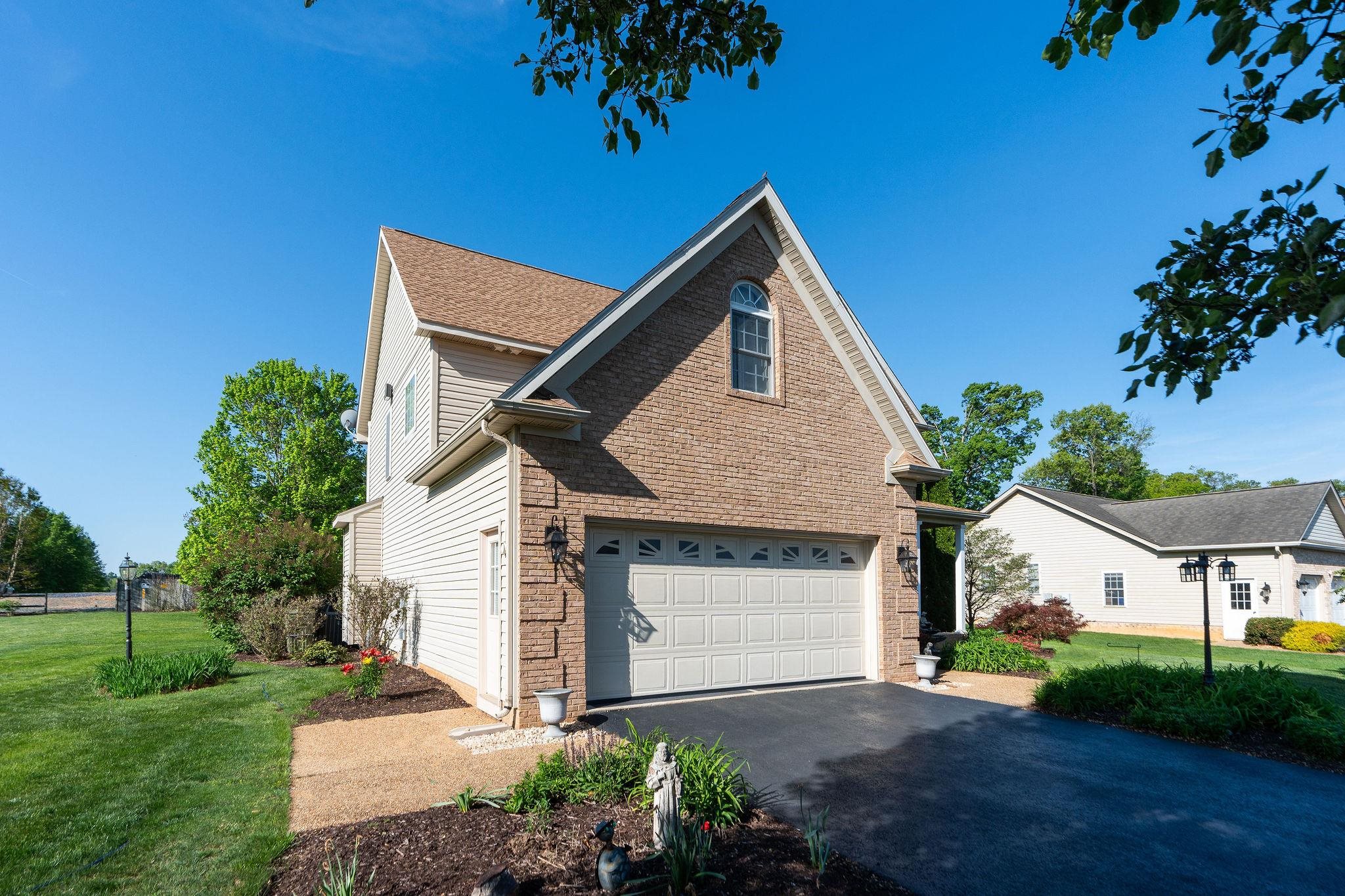 116 BUCKINGHAM PL, WAYNESBORO, Virginia 22980, 4 Bedrooms Bedrooms, ,2 BathroomsBathrooms,Residential,116 BUCKINGHAM PL,664083 MLS # 664083