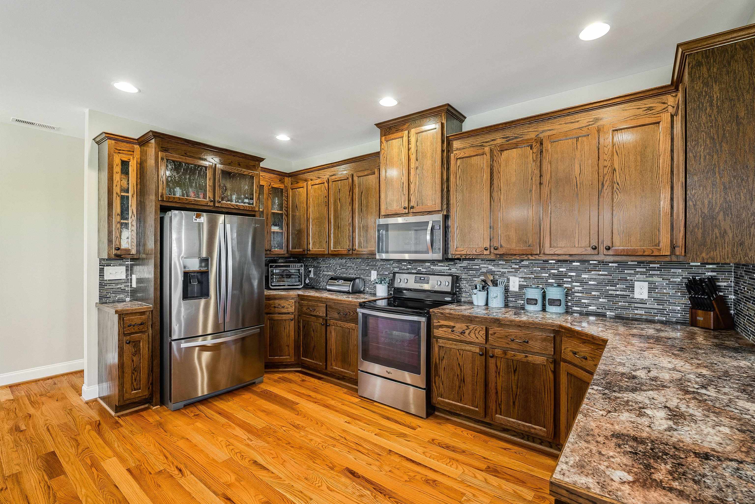 72 BENT CREEK RD, WAYNESBORO, Virginia 22980, 5 Bedrooms Bedrooms, ,3 BathroomsBathrooms,Residential,72 BENT CREEK RD,664090 MLS # 664090