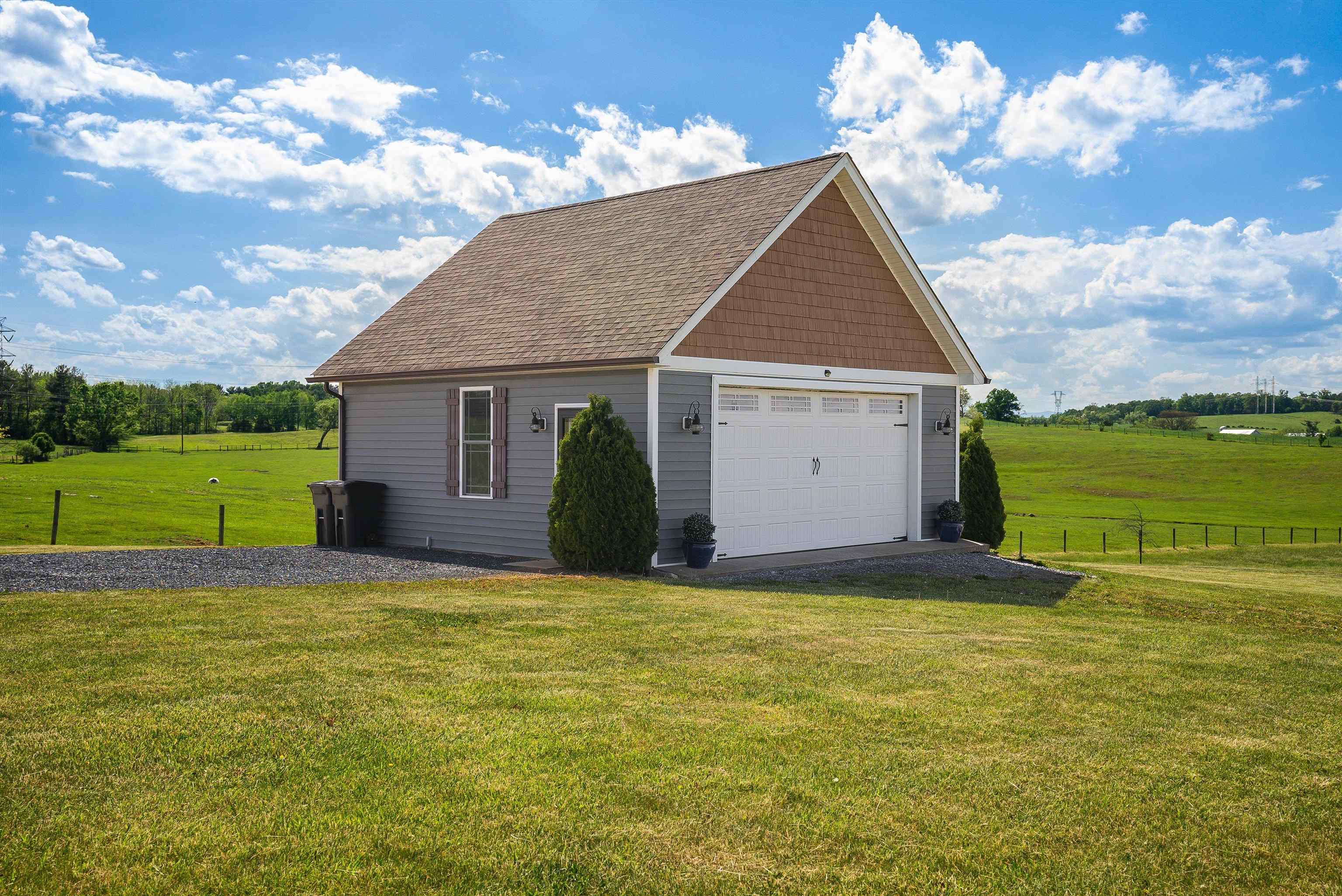 72 BENT CREEK RD, WAYNESBORO, Virginia 22980, 5 Bedrooms Bedrooms, ,3 BathroomsBathrooms,Residential,72 BENT CREEK RD,664090 MLS # 664090
