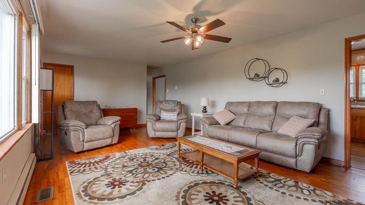 909 MILL CREEK RD, LURAY, Virginia 22835, 3 Bedrooms Bedrooms, ,2 BathroomsBathrooms,Residential,909 MILL CREEK RD,664098 MLS # 664098