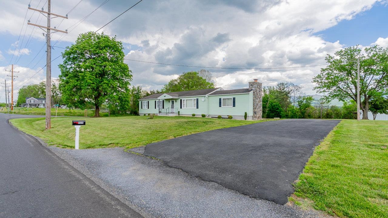 909 MILL CREEK RD, LURAY, Virginia 22835, 3 Bedrooms Bedrooms, ,2 BathroomsBathrooms,Residential,909 MILL CREEK RD,664098 MLS # 664098