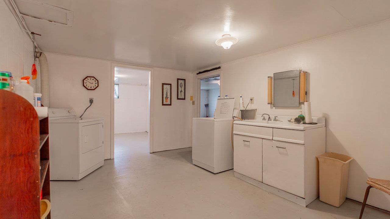 909 MILL CREEK RD, LURAY, Virginia 22835, 3 Bedrooms Bedrooms, ,2 BathroomsBathrooms,Residential,909 MILL CREEK RD,664098 MLS # 664098